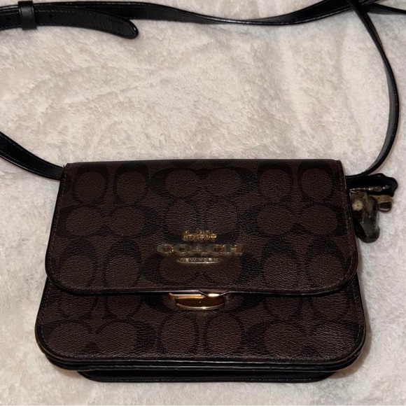 Coach Handbags - Coach Signature Brown Crossbody Bag